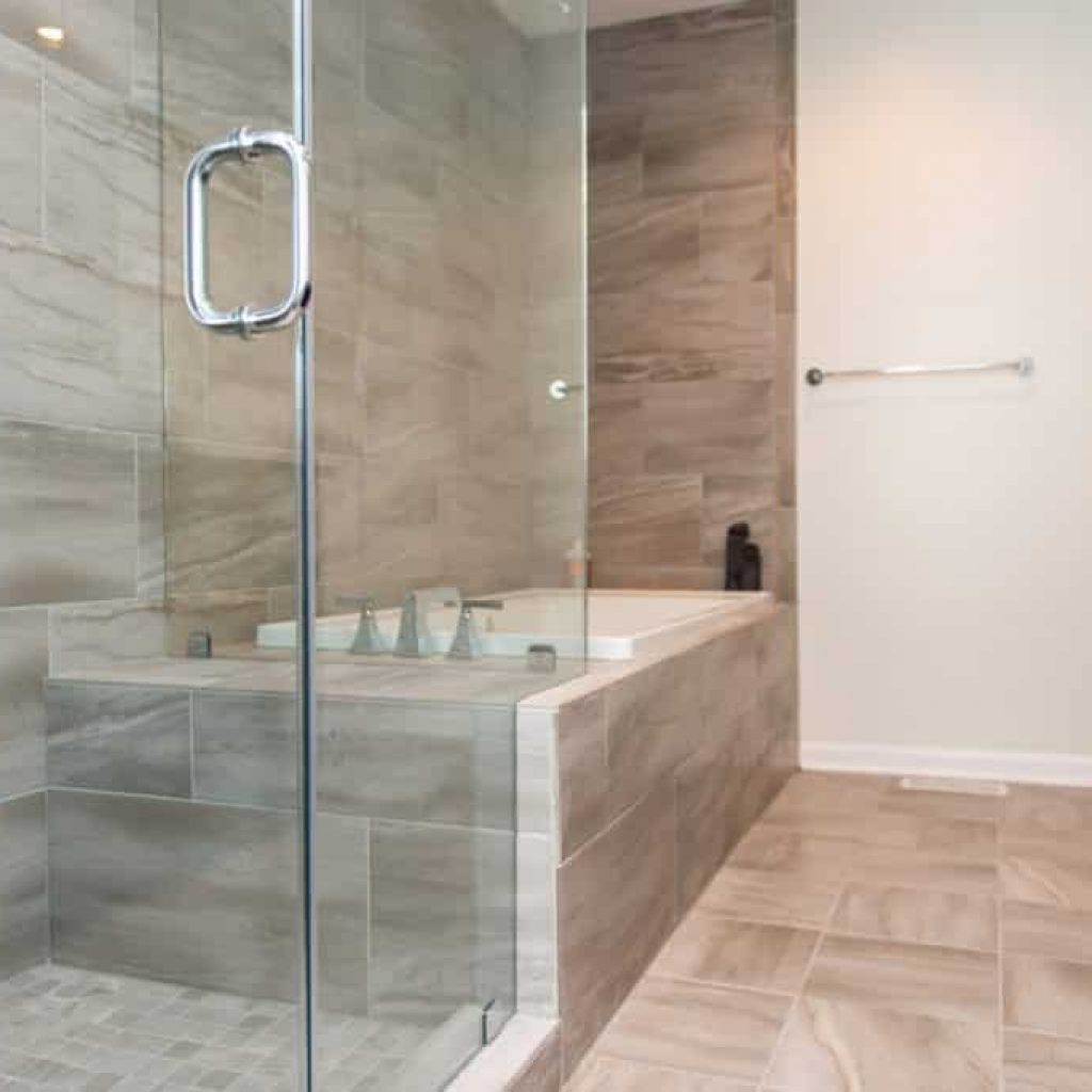 Small Bathroom Remodel Costs Revealed, Remodel Small Bathroom With Shower And Tub