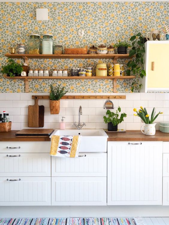 Embrace the new look of kitchens in 2024 with trending wallpapers: From artist collaborations to retro revivals, find your kitchen's perfect match.